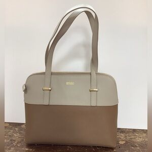 NWOT Brooks Brothers Classic Tan / White Genuine Leather Bag